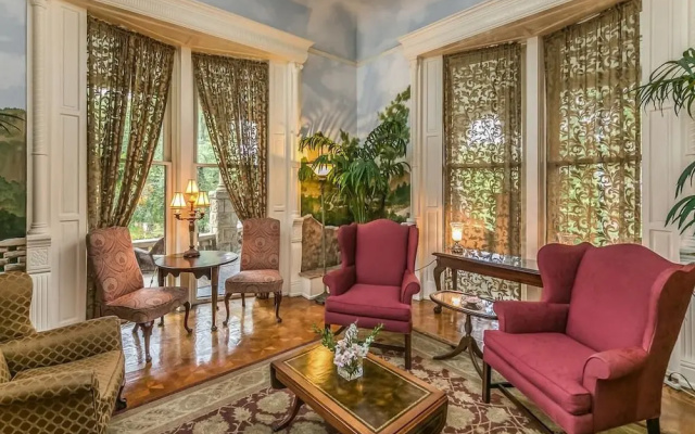 The Mayors Mansion Inn