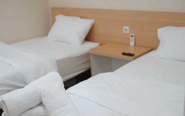 Gold Line Guest House
