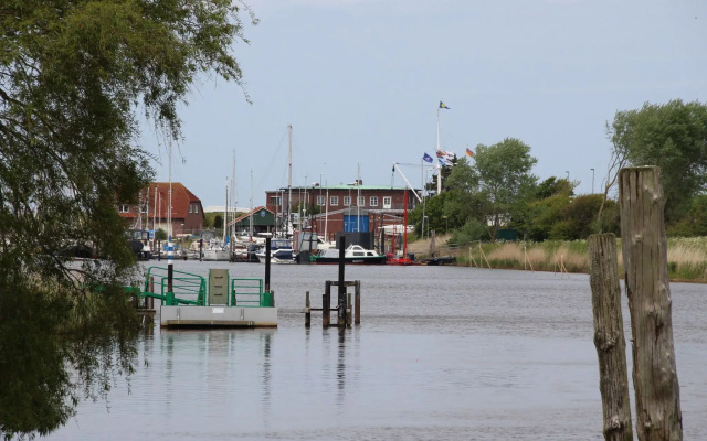 Apartment in Carolinensiel Near the Restaurants