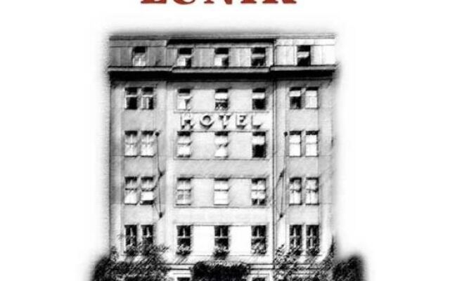 Hotel Lunik вид на фасад