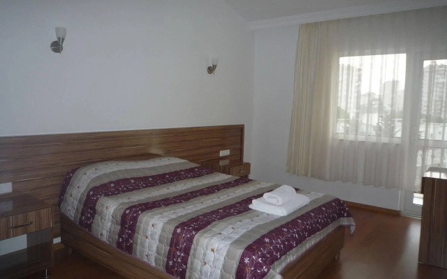 Pinus Otel