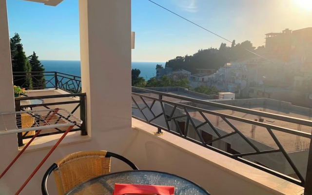 Deluxe Studio Apartment with Sea view
