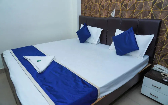 Happy Stay by OYO Rooms