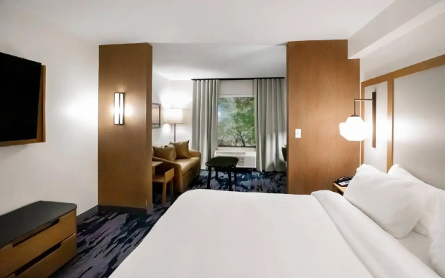 Fairfield Inn & Suites Louisville Airport