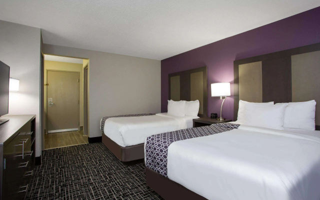 La Quinta Inn & Suites by Wyndham Roanoke Salem