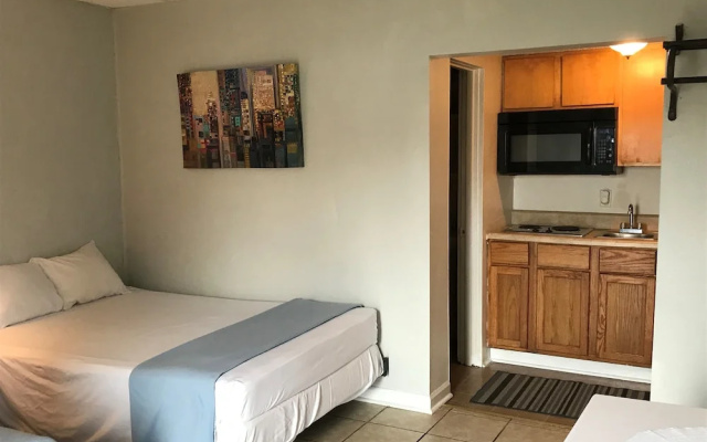 Nola Goula Inn & Suites