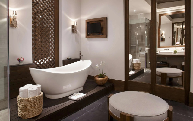 NIZUC Resort and Spa
