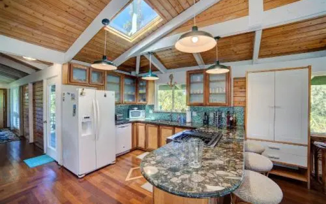 Hale Ki'i Maka Manu home