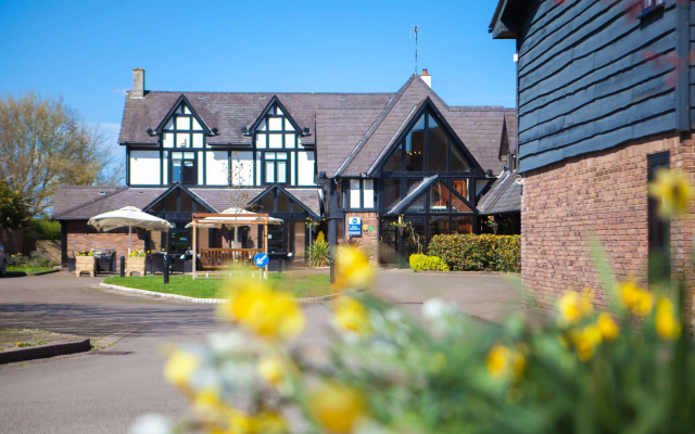 Best Western Bristol North The Gables Hotel
