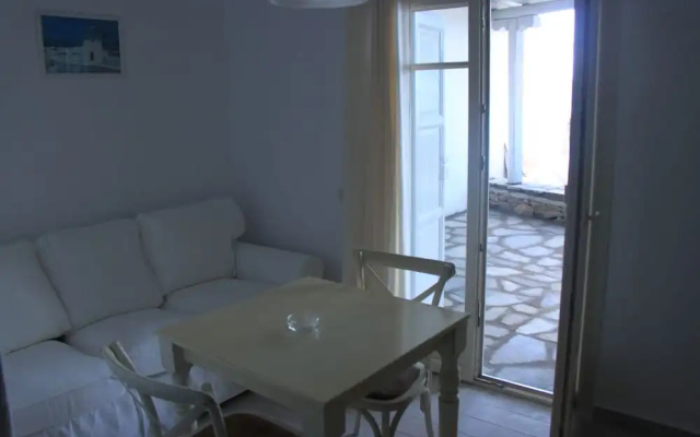 Maroulinas Boutique Studios & Apartments