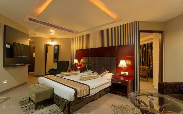 Hotel Gateway Grandeur