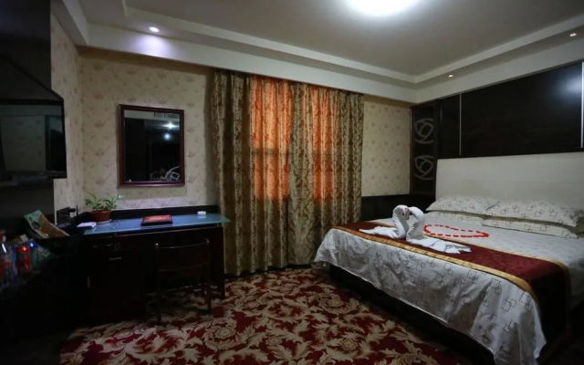Donglai Hotel