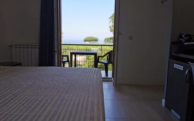 B&B Albireo Suites Luxury