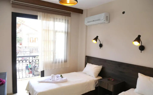 Derin Luxury Hotel