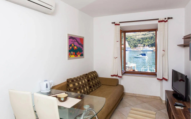Orka Apartments