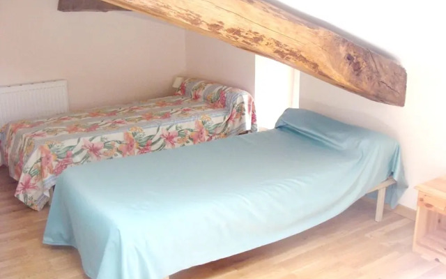 House With 5 Bedrooms in La Caillère-saint-hilaire, With Enclosed Gard