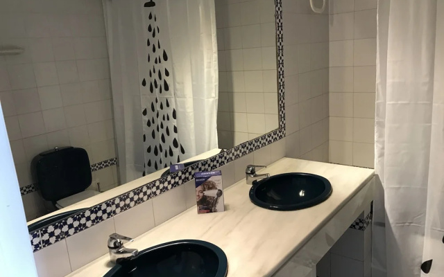 Acqua Fuengirola Apartments