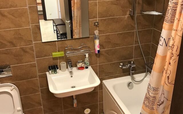 Апартаменты Fenix Deluxe Apartment on Parusnaya 21 - 603 Сочи ванная