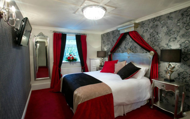 Greenvale Hotel