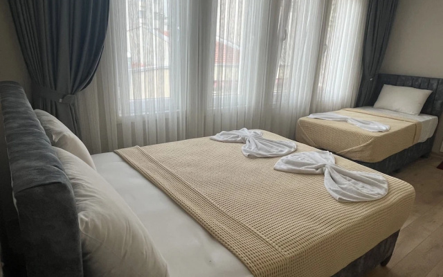 Metropol Hotel 2