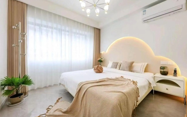 Rise Hotel Apartment (Chuhe Han Street Metro Station Provincial Museum)