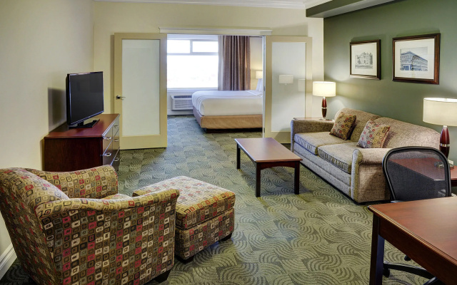 Kindersley Inn