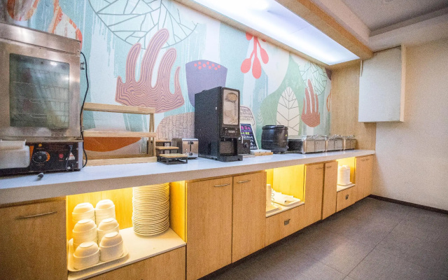Hanting Hotel Shanghai Jiuting Street