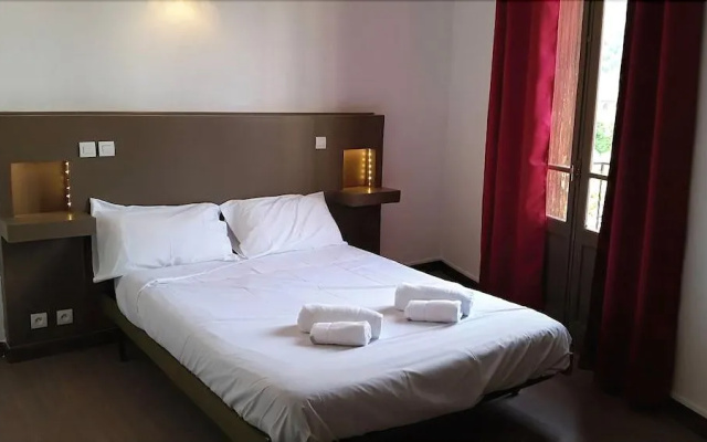 Hotel les Glycines