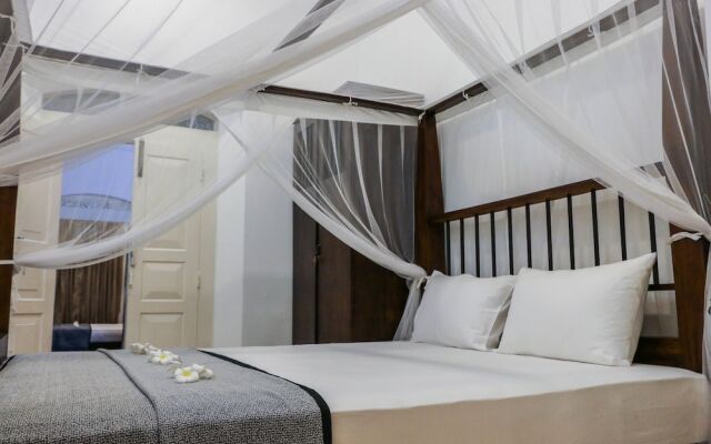 Отель Villa Rosa Blanca - White Rose Шри-Ланка, Галле - отзывы, цены и фото номеров - забронировать отель Villa Rosa Blanca - White Rose онлайн вид на фасад