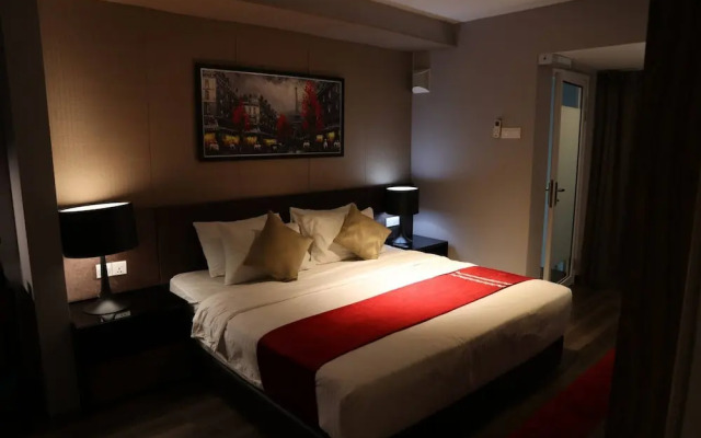 Urbano Luxury Homestay