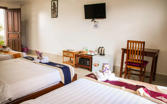 The Golden Gecko Villa