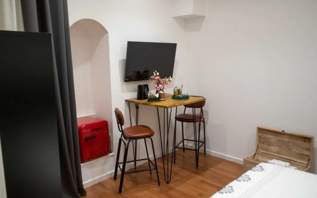 Mareluna Rooms
