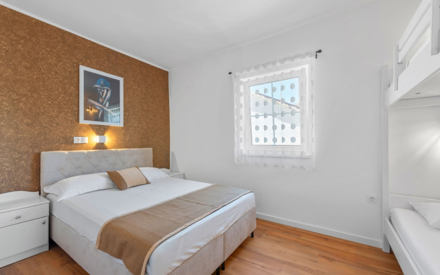 Superior Apartment Tania 2