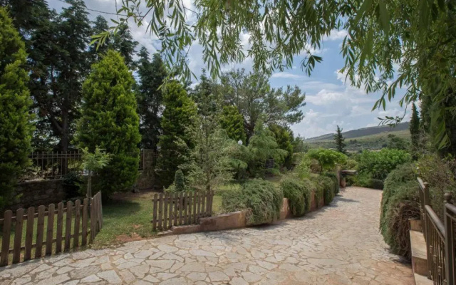 Family Getaway in Marathon by GHH