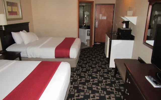 Express Suites Riverport Inn & Suites