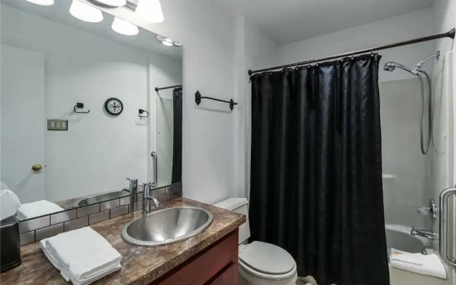 DreamCatcher - Two Bedroom Cabin