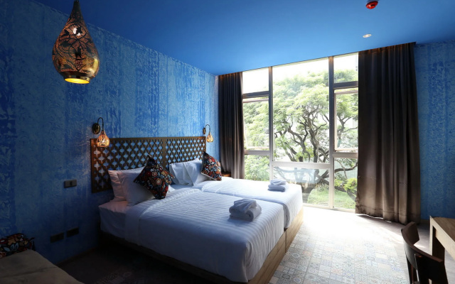 Tints of Blue Hotel