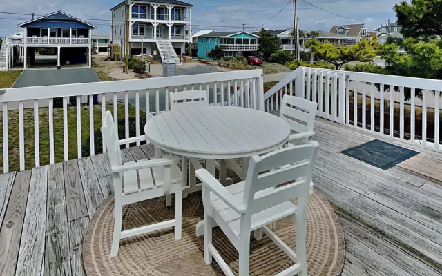 Costic by Topsail Realty