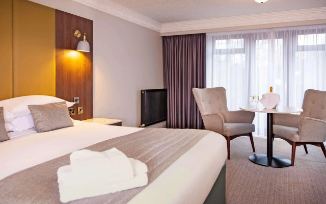 Bredbury Hall Hotel
