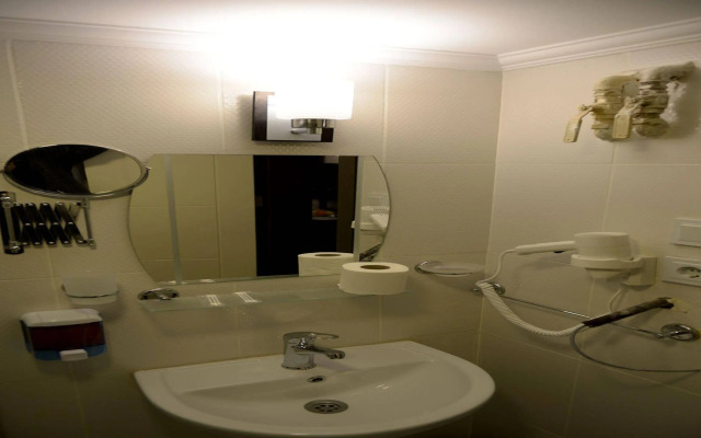Kucuk Velic Hotel