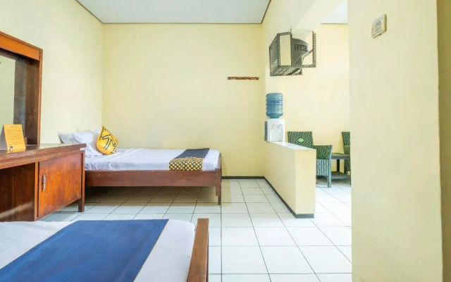 Hotel Priangan by OYO Rooms
