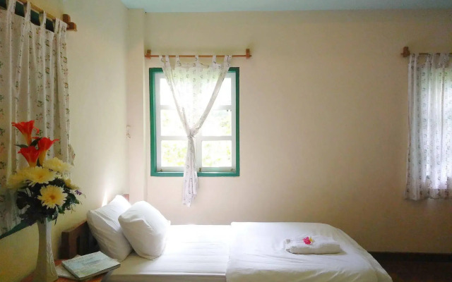 Pai Flora Resort