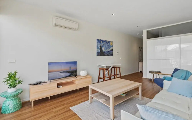 Stylish North Melbourne Stay