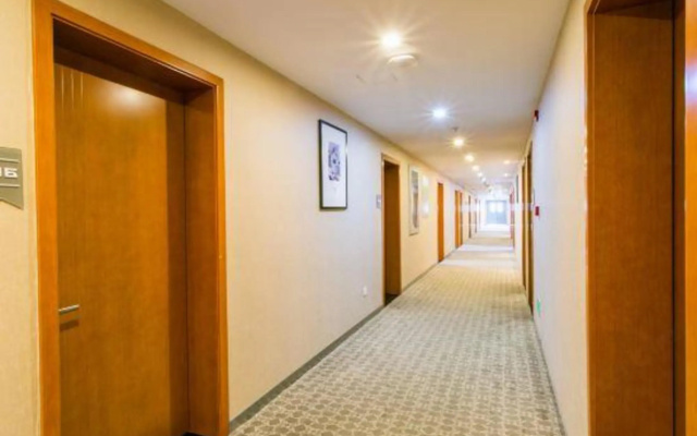 Shanghai Green River South Hotel (Pudong Airport Branch)