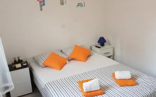Micro Rooms