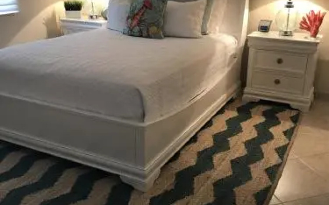 South Bay Beach Club Villa 28