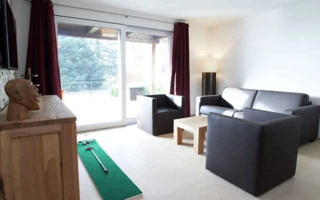 Modern Apartment Near Lake in Zell Em See