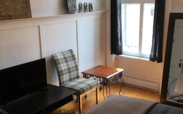 E-Hotel des Grisons - Par Aneyro