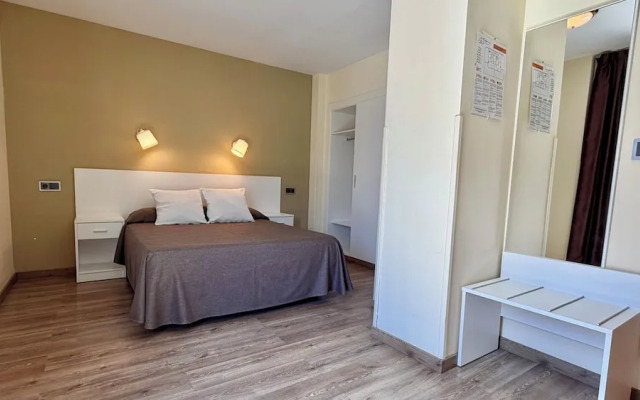 Hotel Celymar