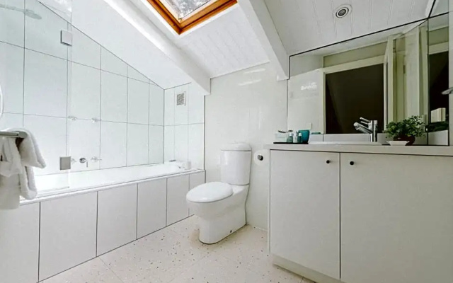 Rhyll Haven Luxury Apartments and B&B